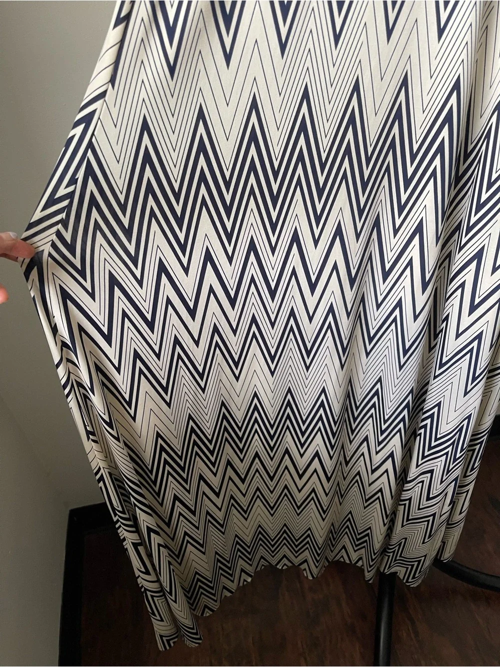 TBAGS LOS ANGELES Chevron Zigzag Pattern V Neckline Spaghetti Straps Maxi Dress